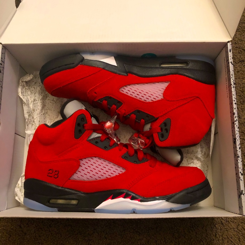 Jordan 5 Raging Bull Kids 6y 🔥🔥🔥🔥